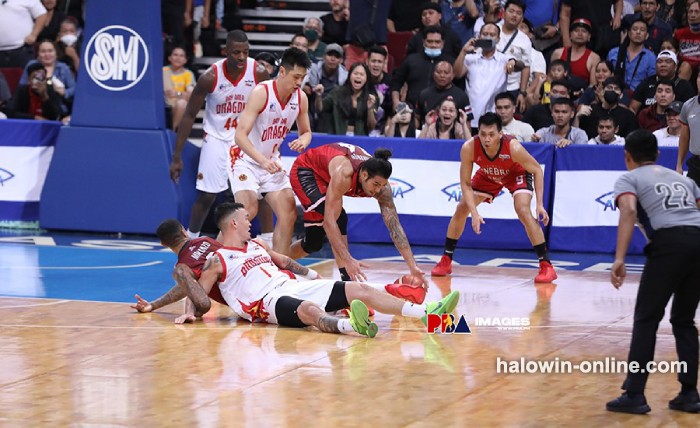 Bay Area Brain Goorjian Pinatawag sa Comms Office Matapos ang Game 3